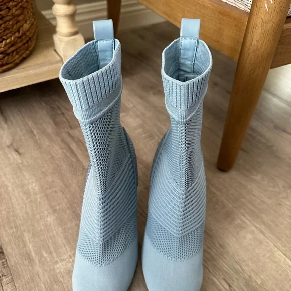 NWT Steve Madden Maxwelle Knit Pointed Toe Boots Blue size 9 - Picture 5 of 13